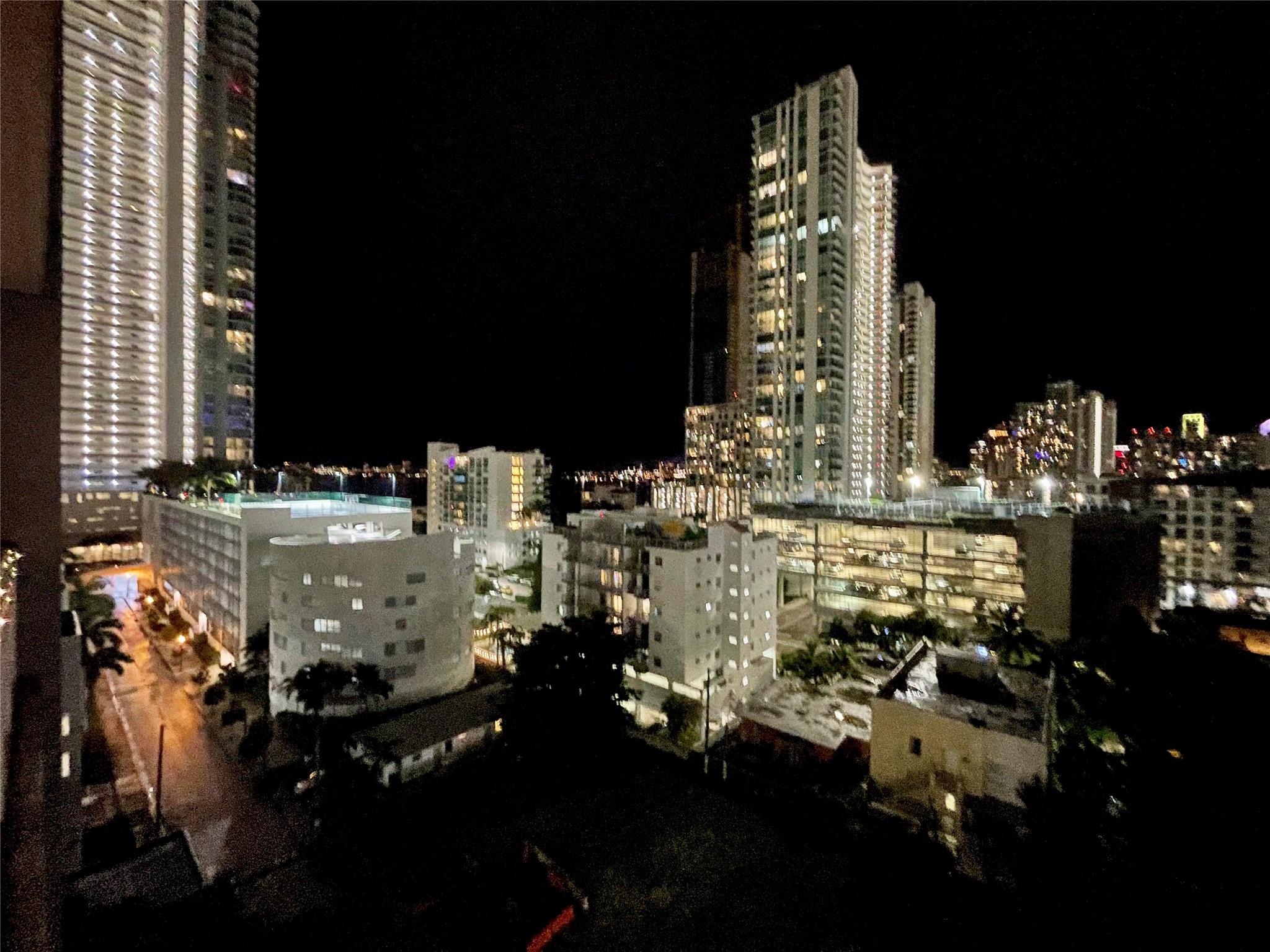 image The Yorker Condominium8