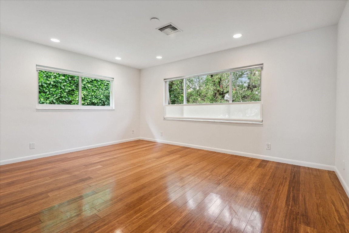 40 Isla Bahia Fort Lauderdale, FL 33316