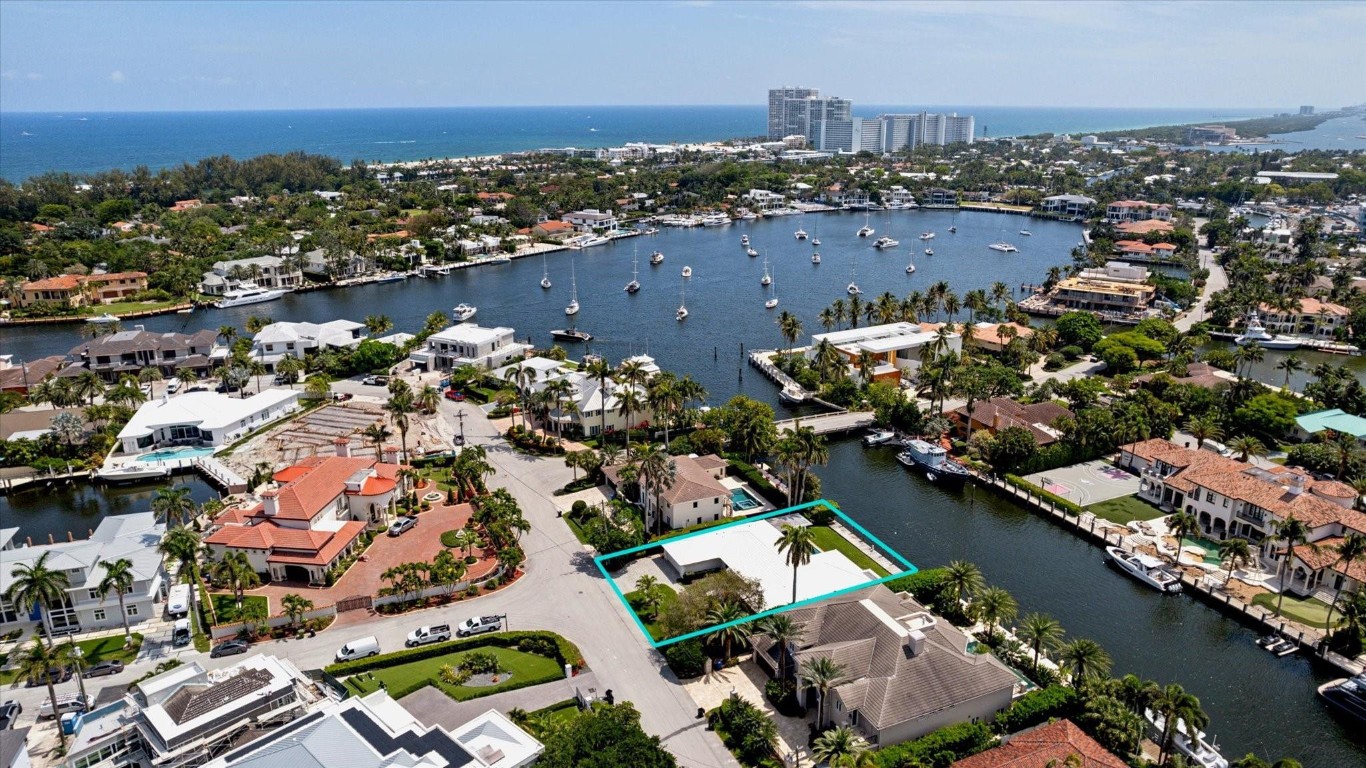 40 Isla Bahia Fort Lauderdale, FL 33316