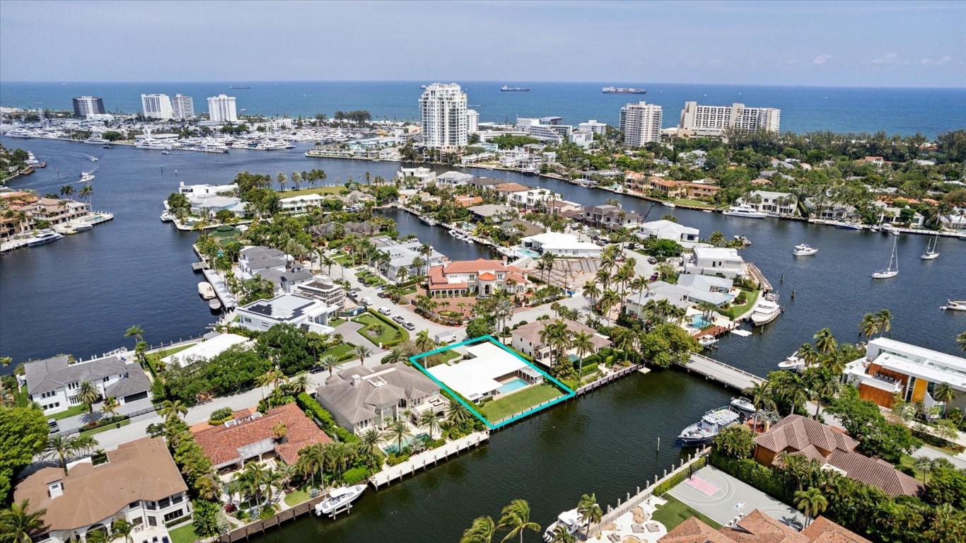 40 Isla Bahia Fort Lauderdale, FL 33316