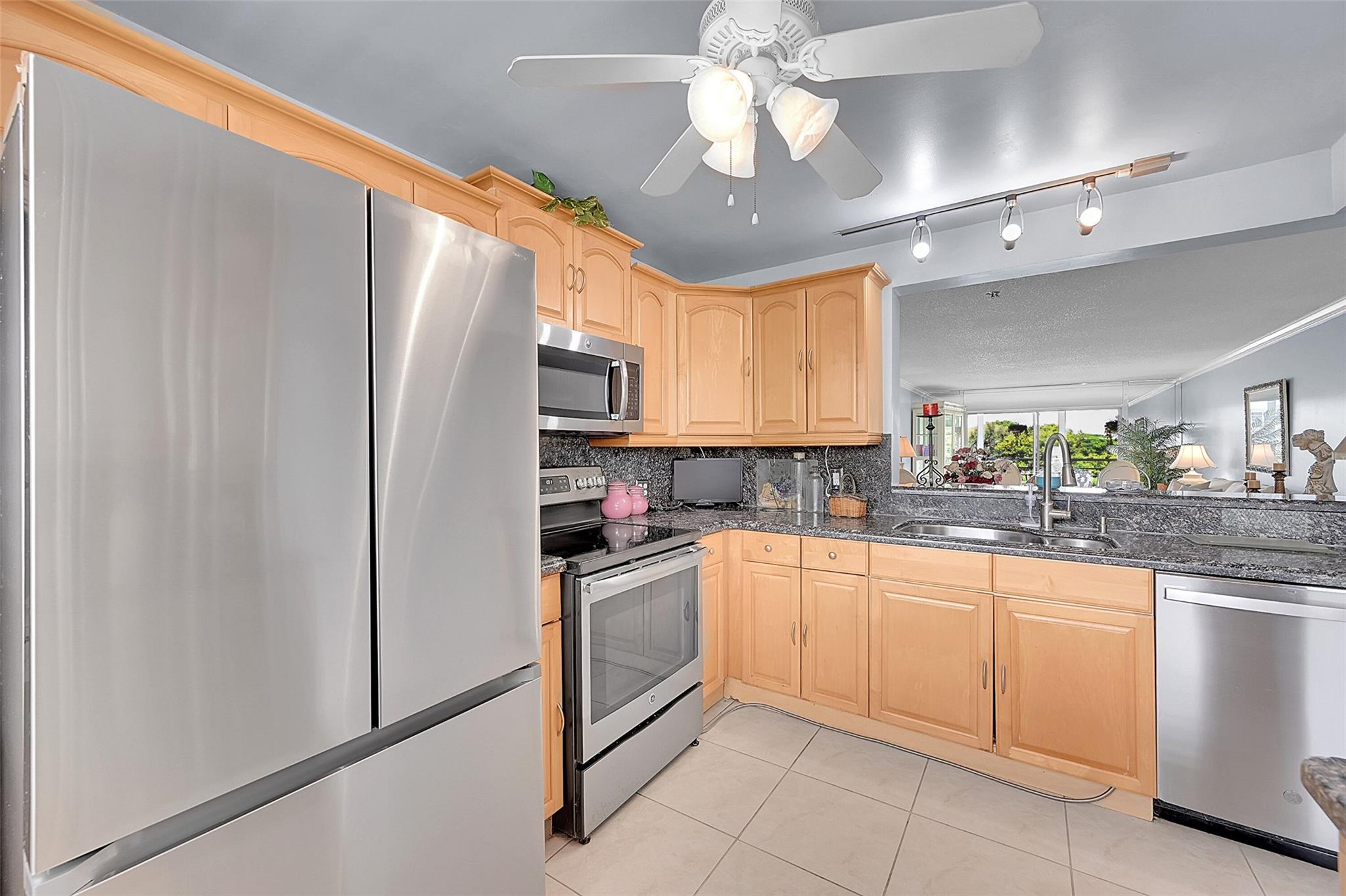 2505 Antigua Ter #C3