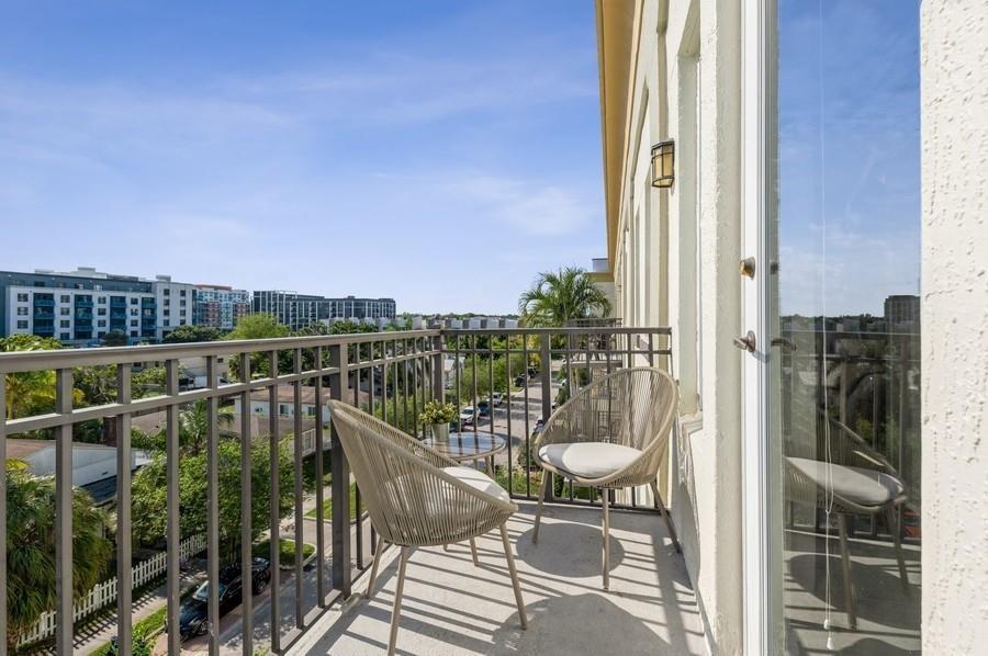 533 NE 3rd Ave #551