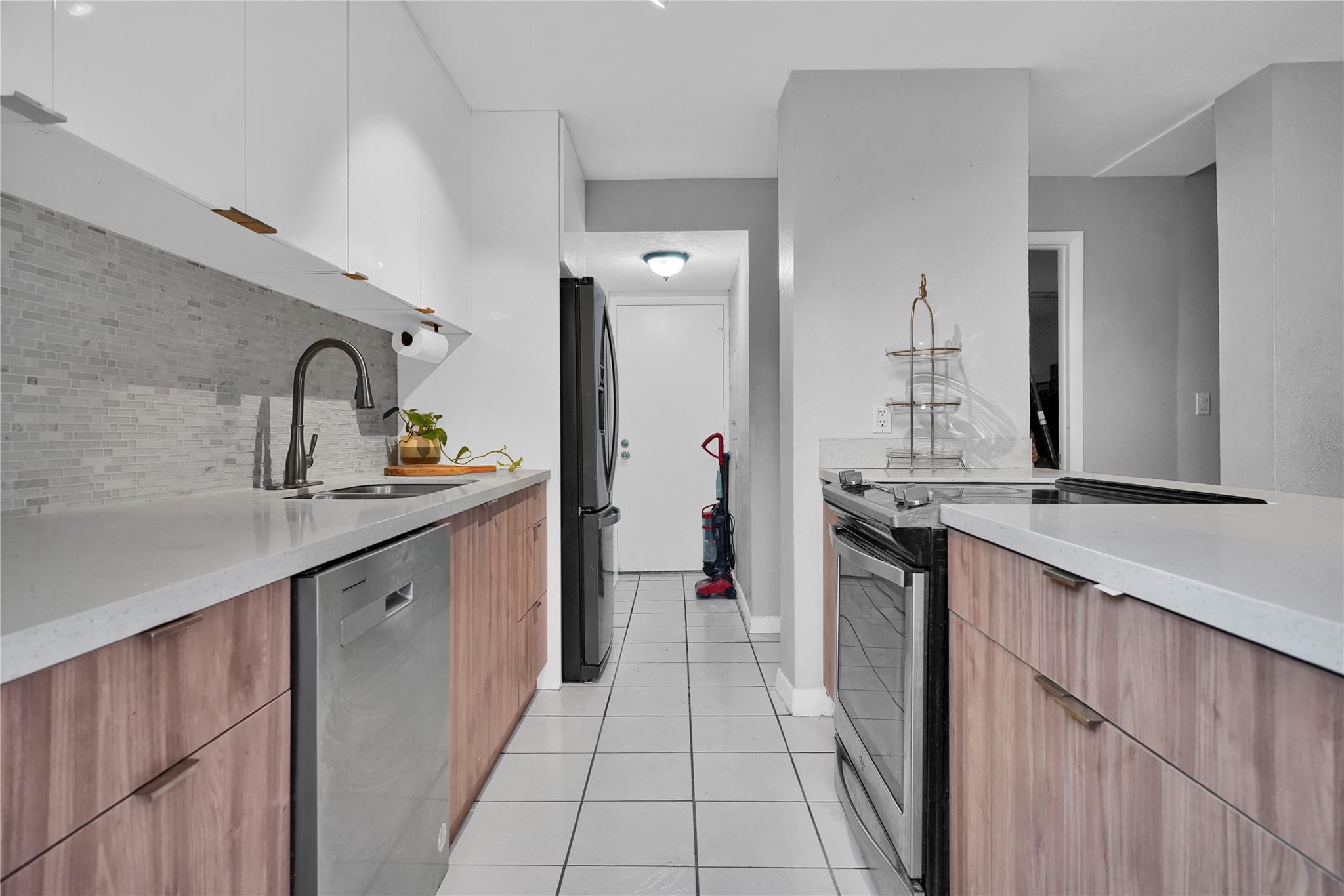 20033 SW 123rd Dr Miami, FL 33177