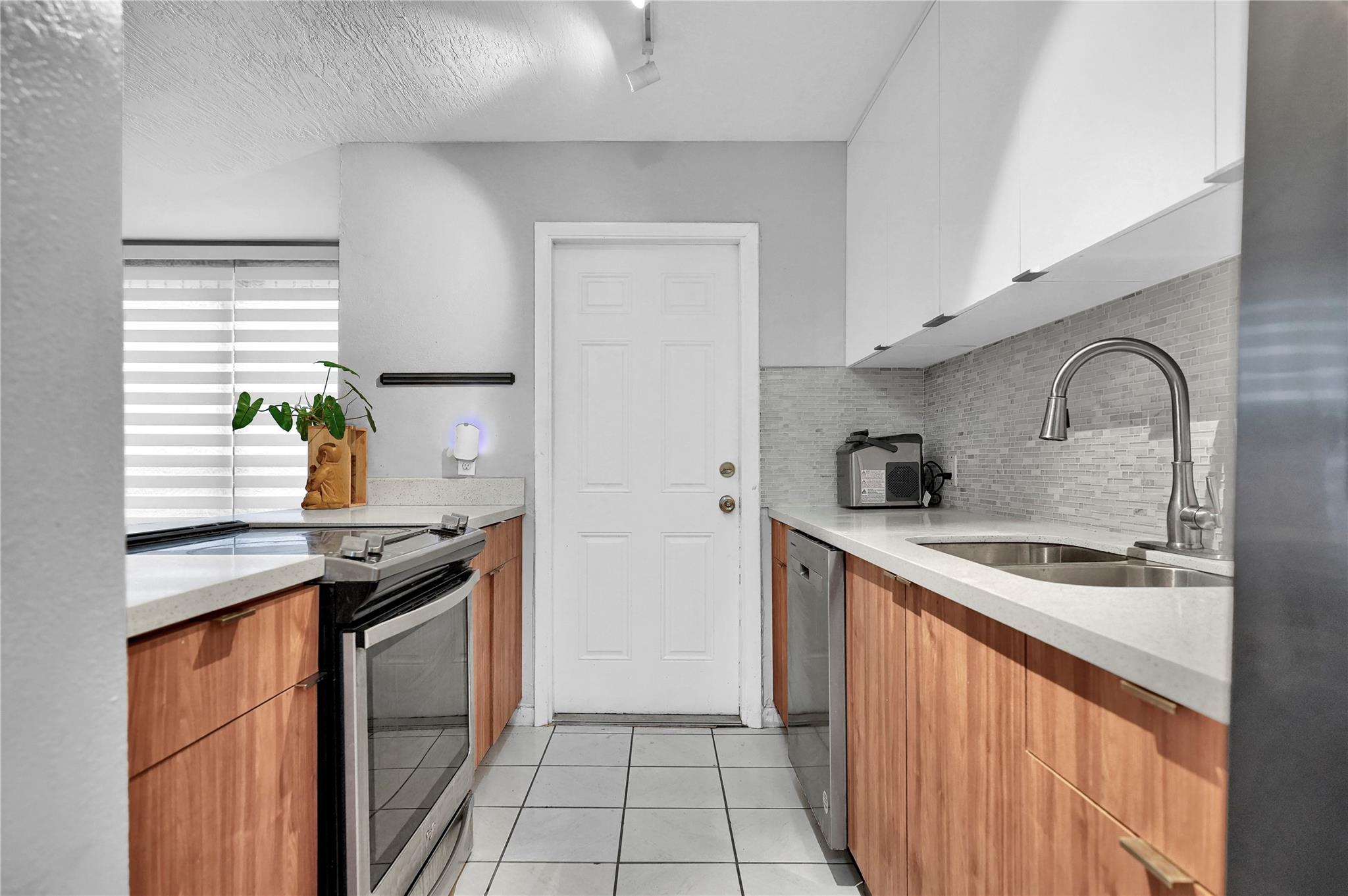 20033 SW 123rd Dr Miami, FL 33177