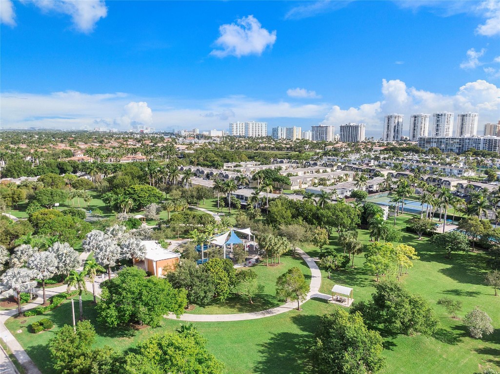 814 NE 25th #64 Hallandale Beach, FL 33009