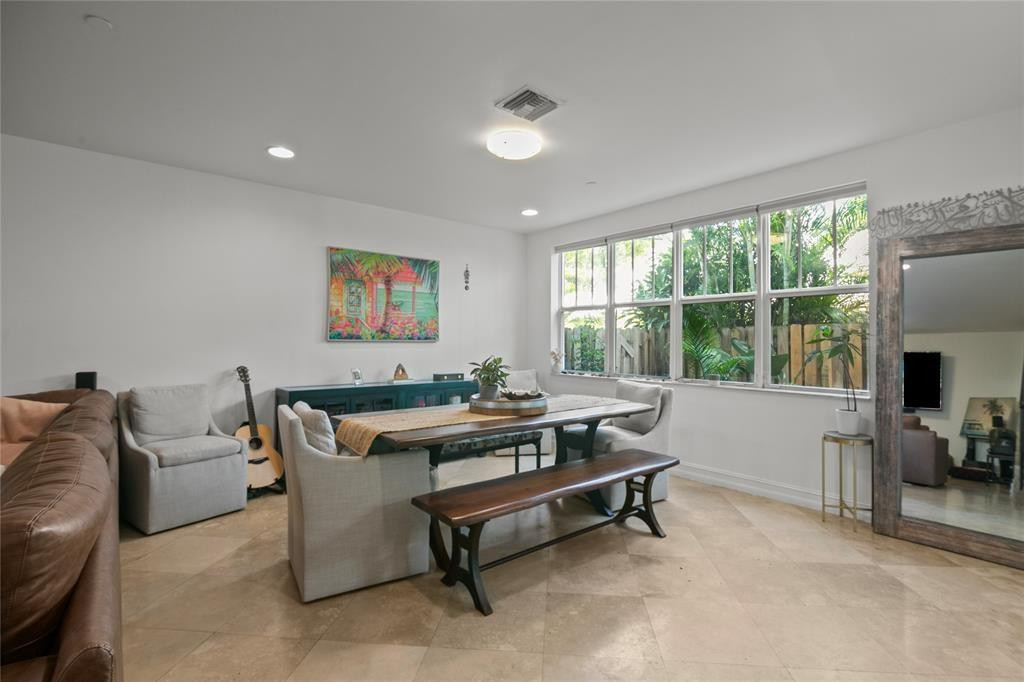 732 NE 15th Fort Lauderdale, FL 33304