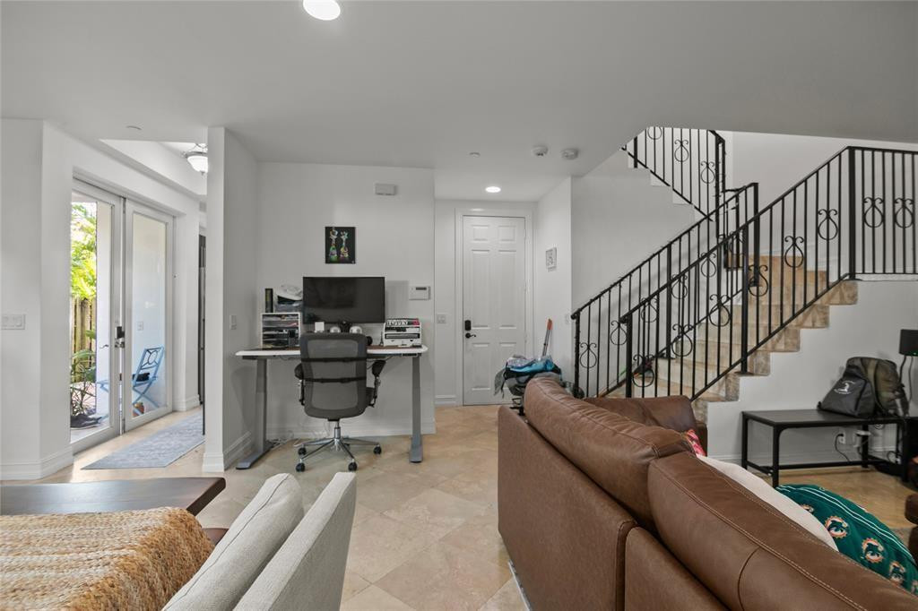 732 NE 15th Fort Lauderdale, FL 33304