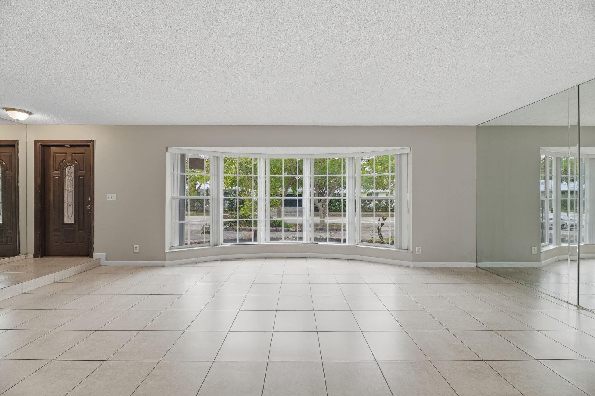 6110 NE 19th Fort Lauderdale, FL 33308