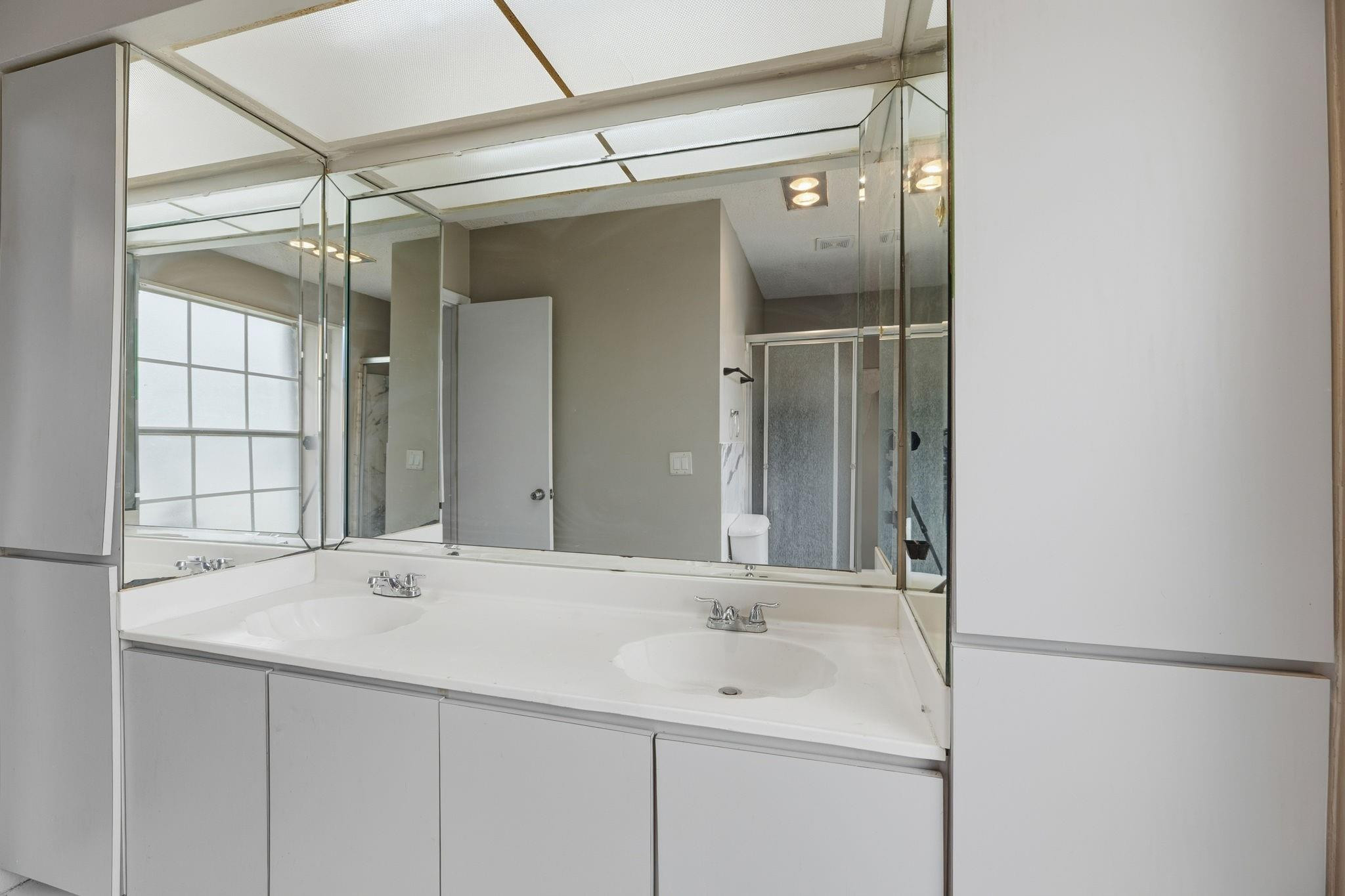 6110 NE 19th Fort Lauderdale, FL 33308