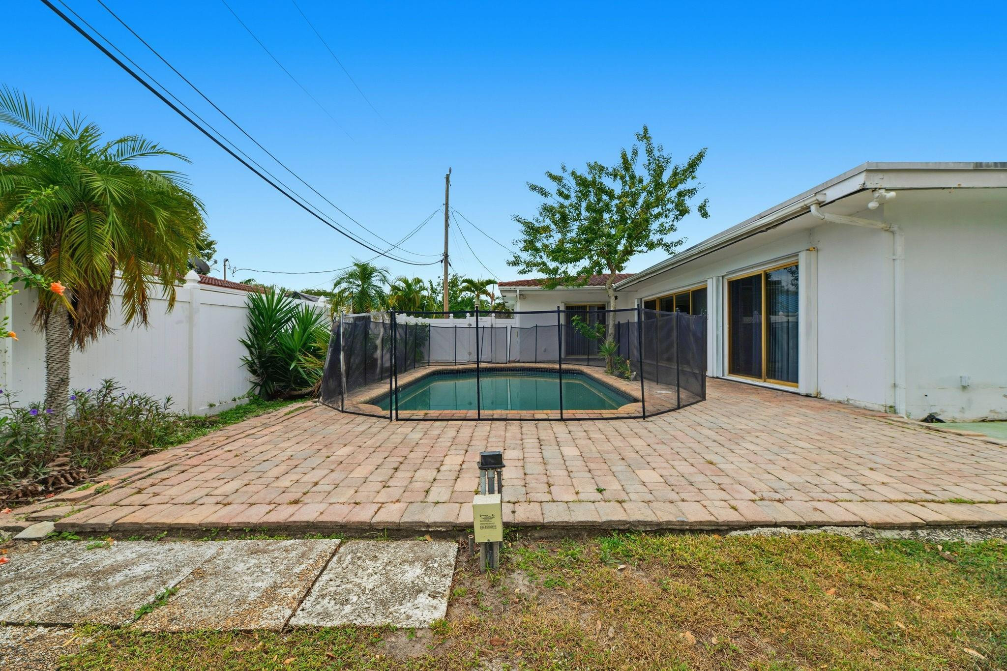 6110 NE 19th Fort Lauderdale, FL 33308