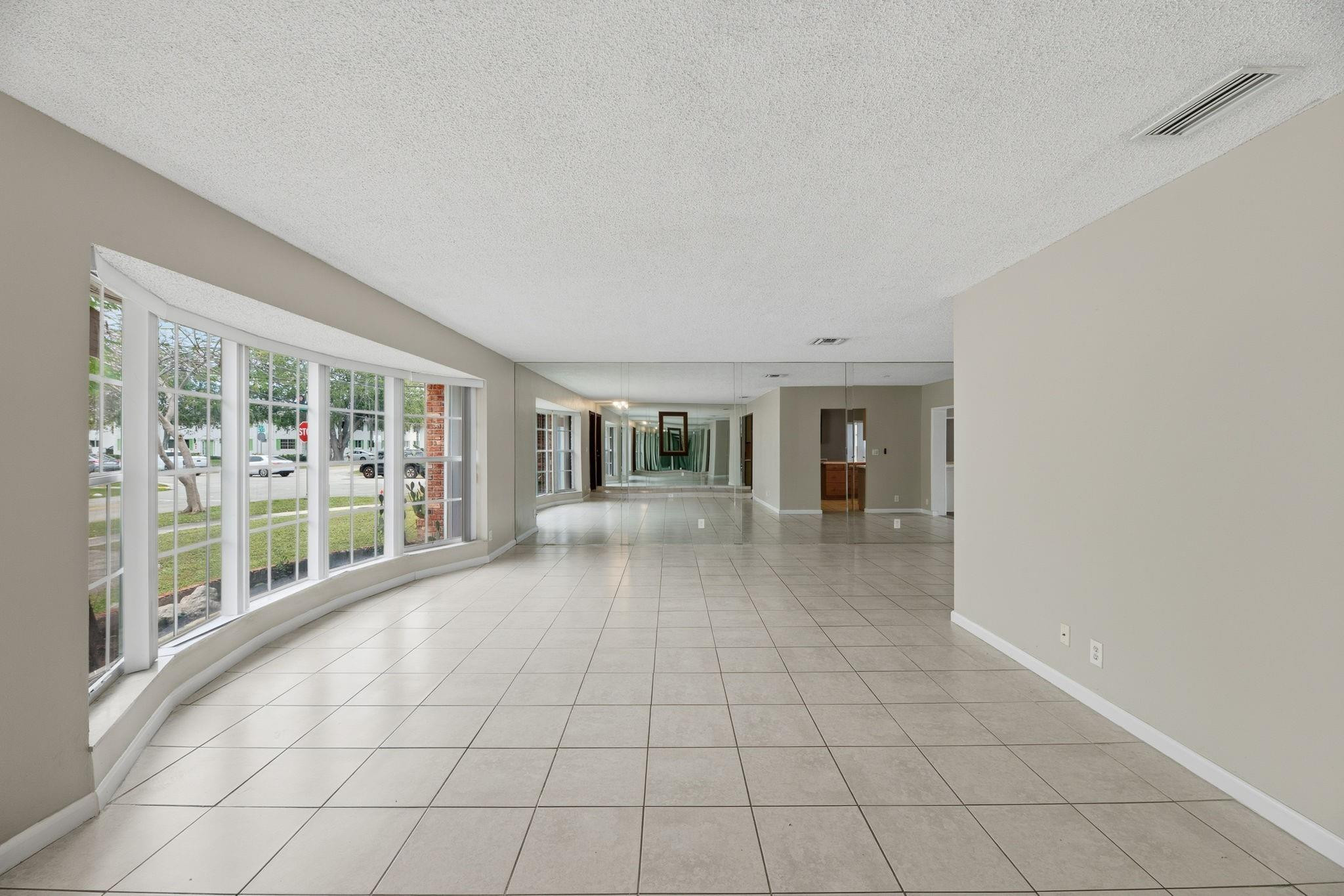 6110 NE 19th Fort Lauderdale, FL 33308