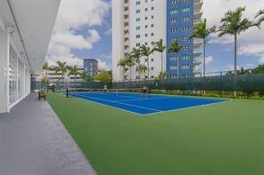 14951 Royal Oaks #1506 North Miami, FL 33181