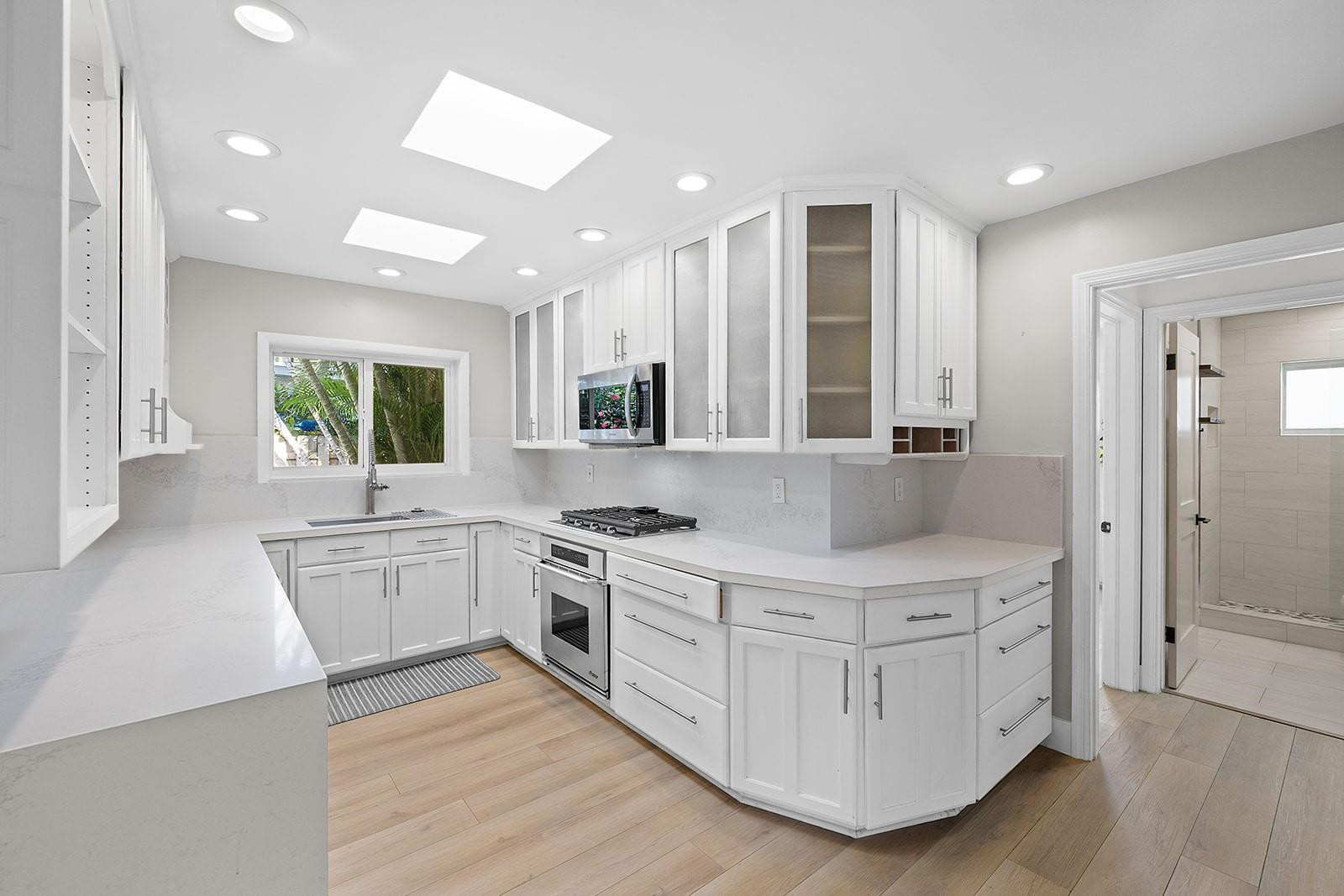 1370 E Terra Mar Pompano Beach, FL 33062