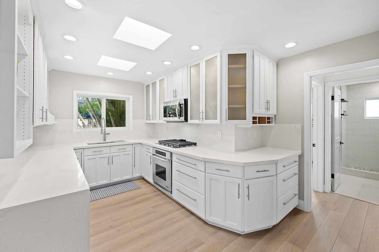 1370 E Terra Mar Pompano Beach, FL 33062