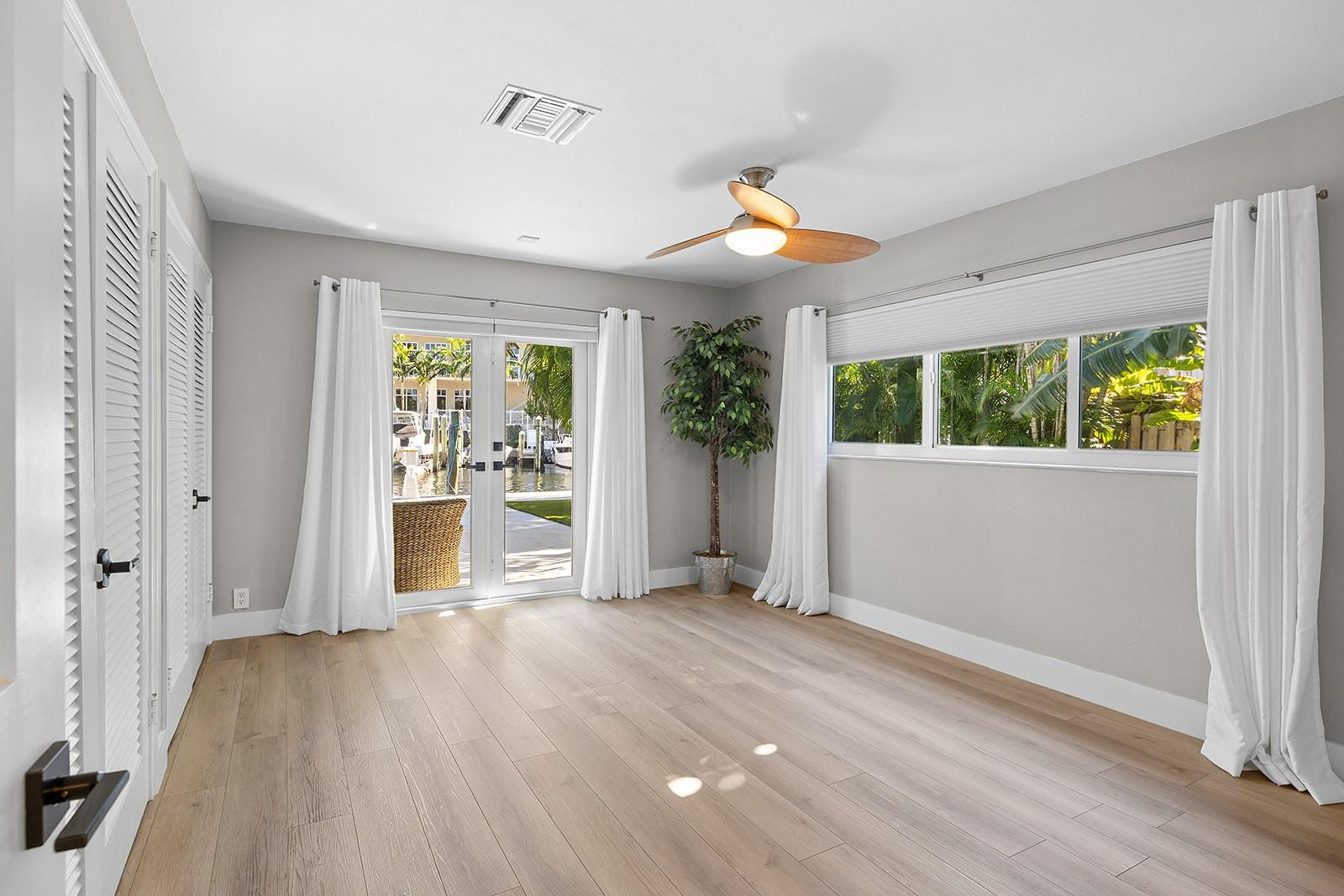 1370 E Terra Mar Pompano Beach, FL 33062