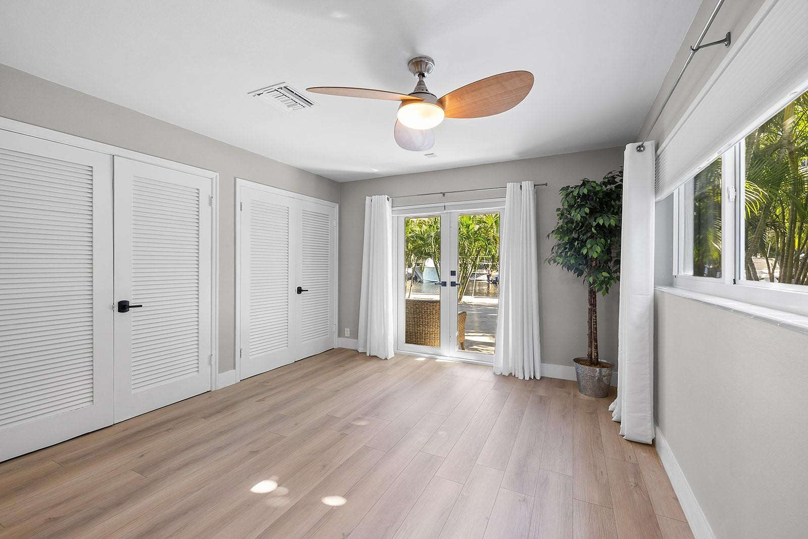 1370 E Terra Mar Pompano Beach, FL 33062