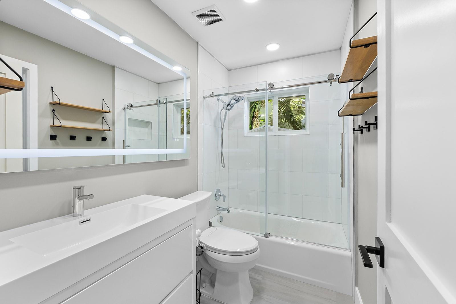 1370 E Terra Mar Pompano Beach, FL 33062