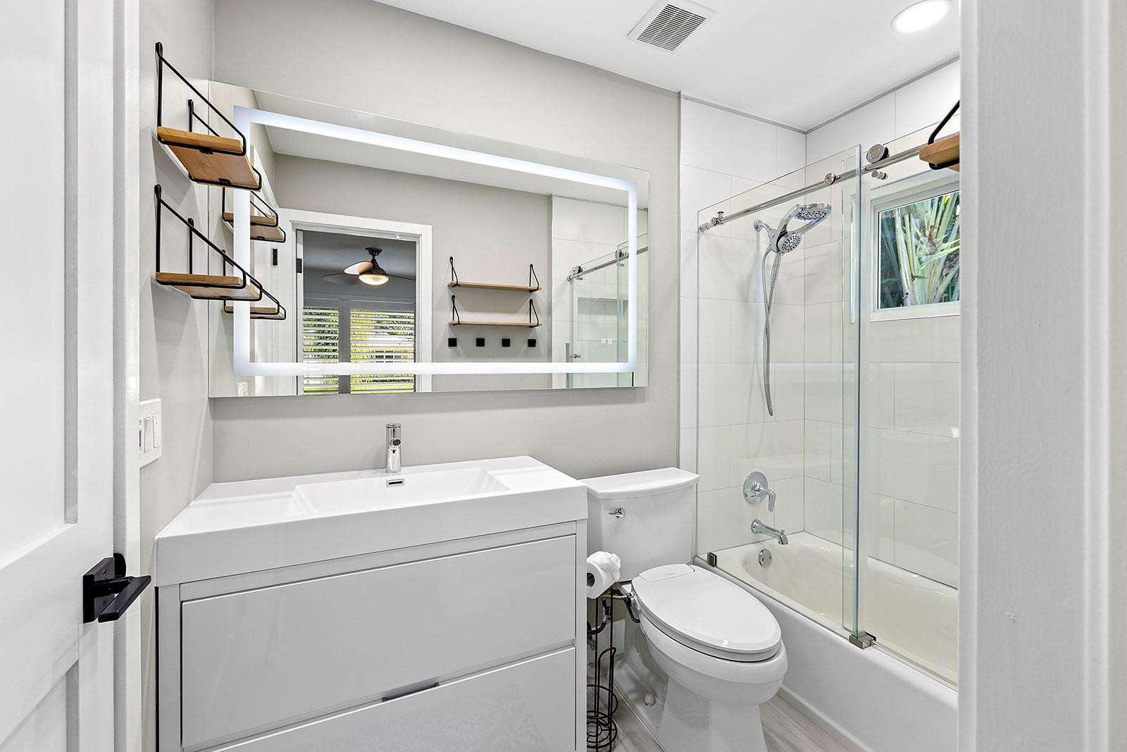 1370 E Terra Mar Pompano Beach, FL 33062