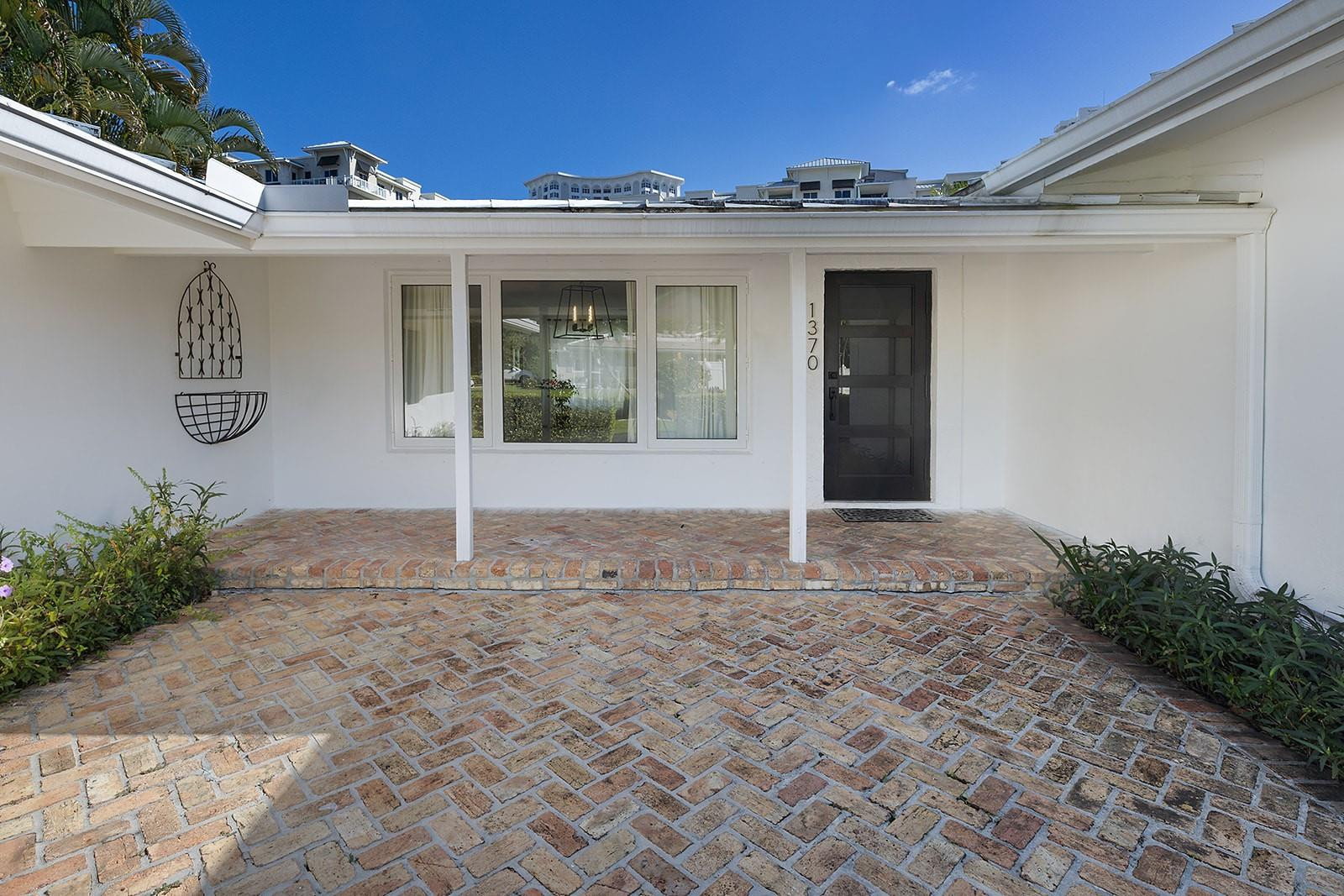 1370 E Terra Mar Pompano Beach, FL 33062