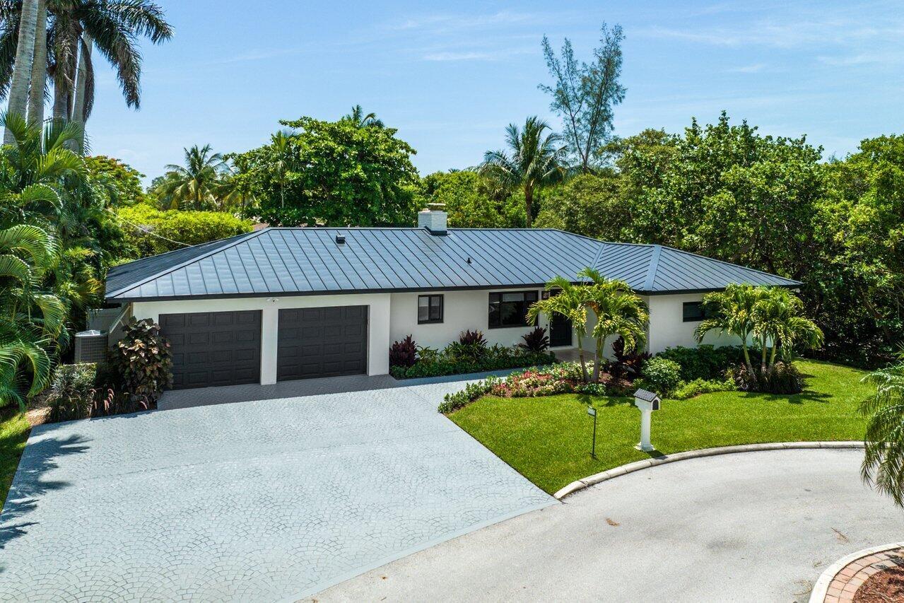 35 Anna St Ocean Ridge, FL 33435