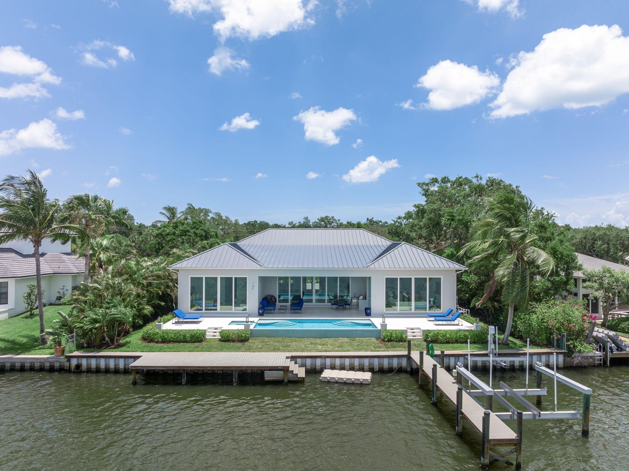 3937 Indian Riv Dr Vero Beach, FL 32963