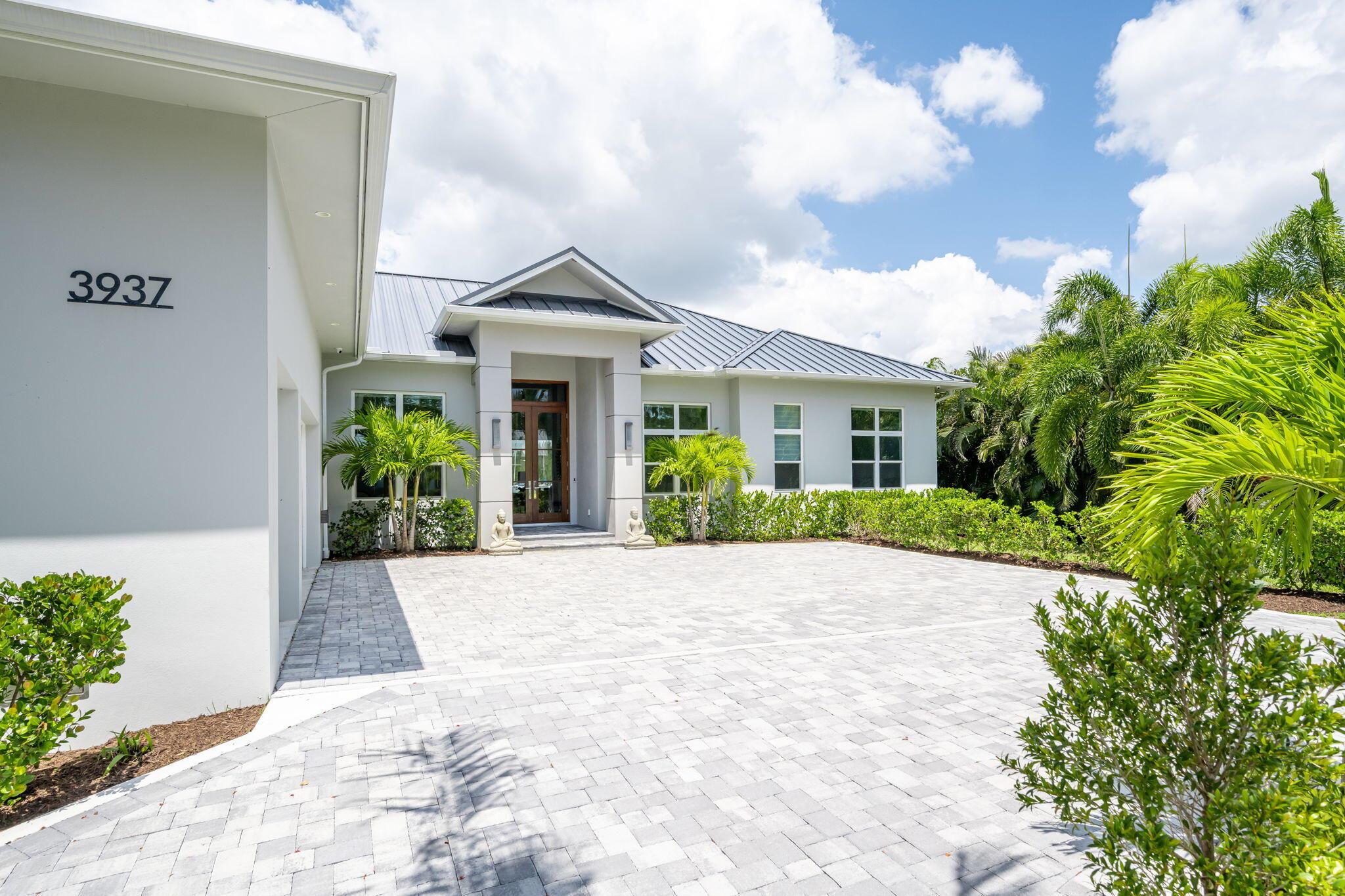 3937 Indian Riv Dr Vero Beach, FL 32963