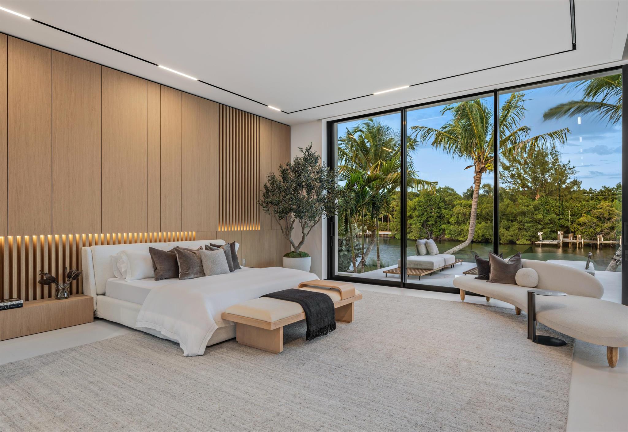 35 Spoonbill Rd Manalapan, FL 33462