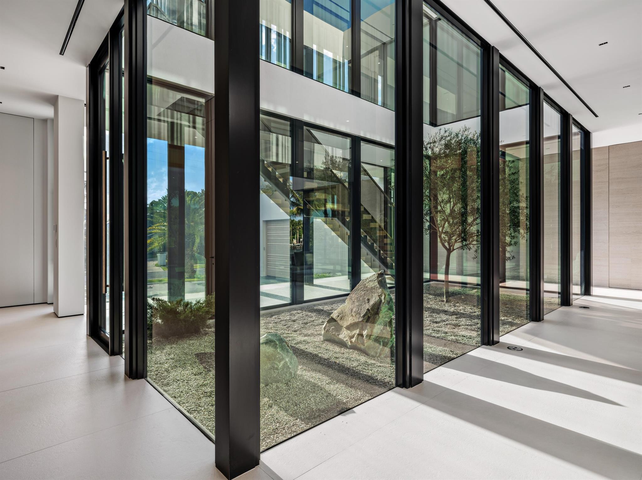 35 Spoonbill Rd Manalapan, FL 33462