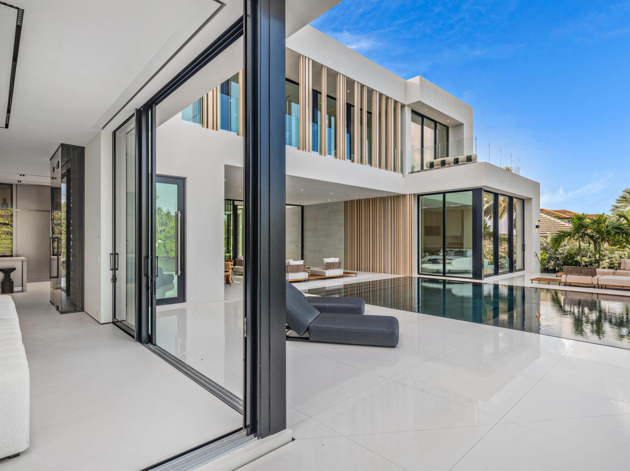 35 Spoonbill Rd Manalapan, FL 33462