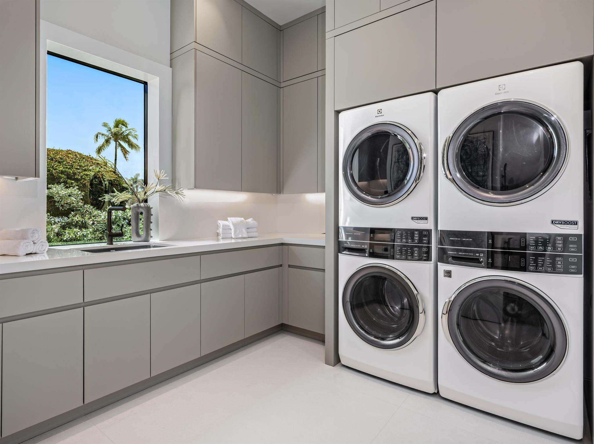 35 Spoonbill Rd Manalapan, FL 33462