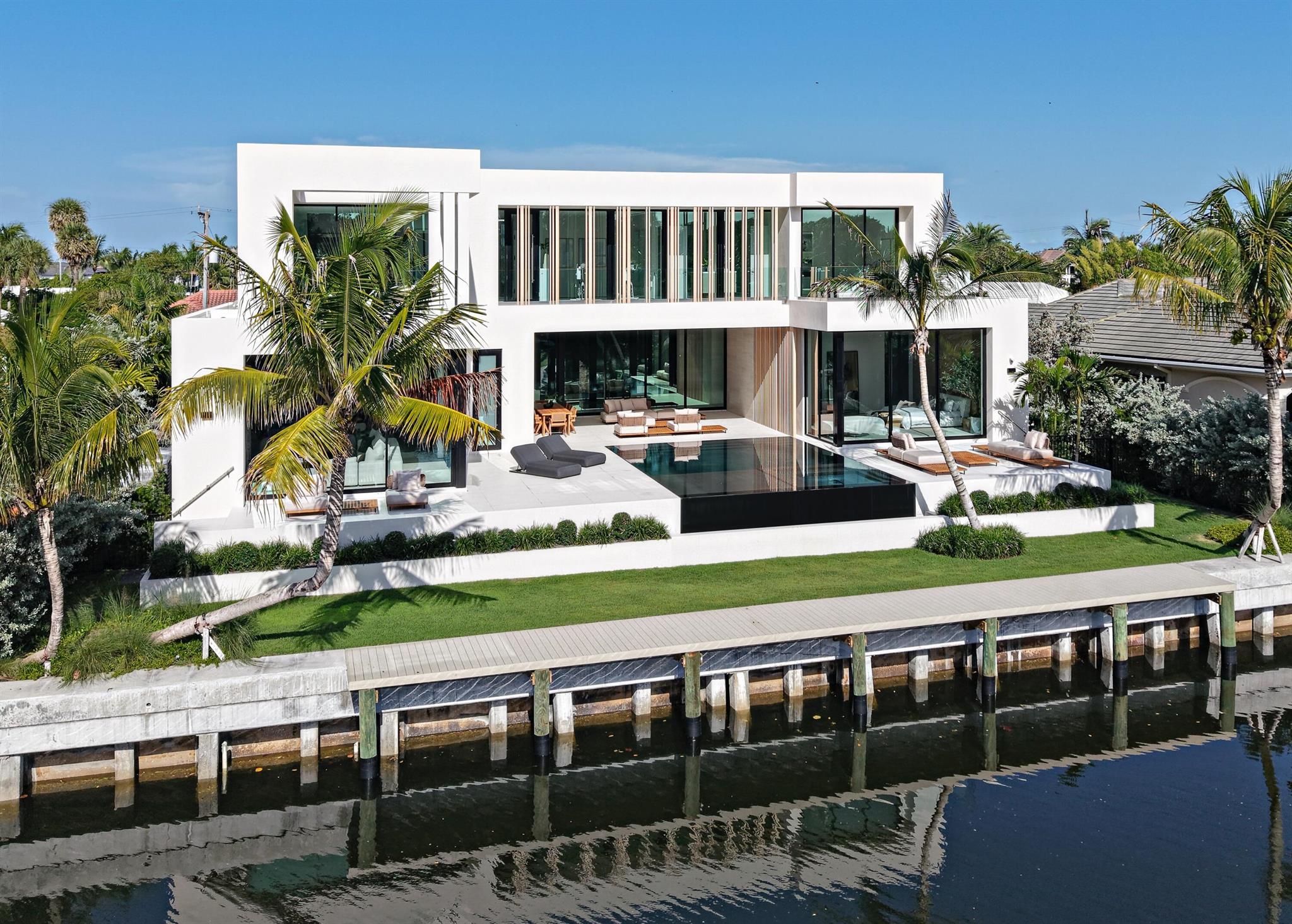 35 Spoonbill Rd Manalapan, FL 33462