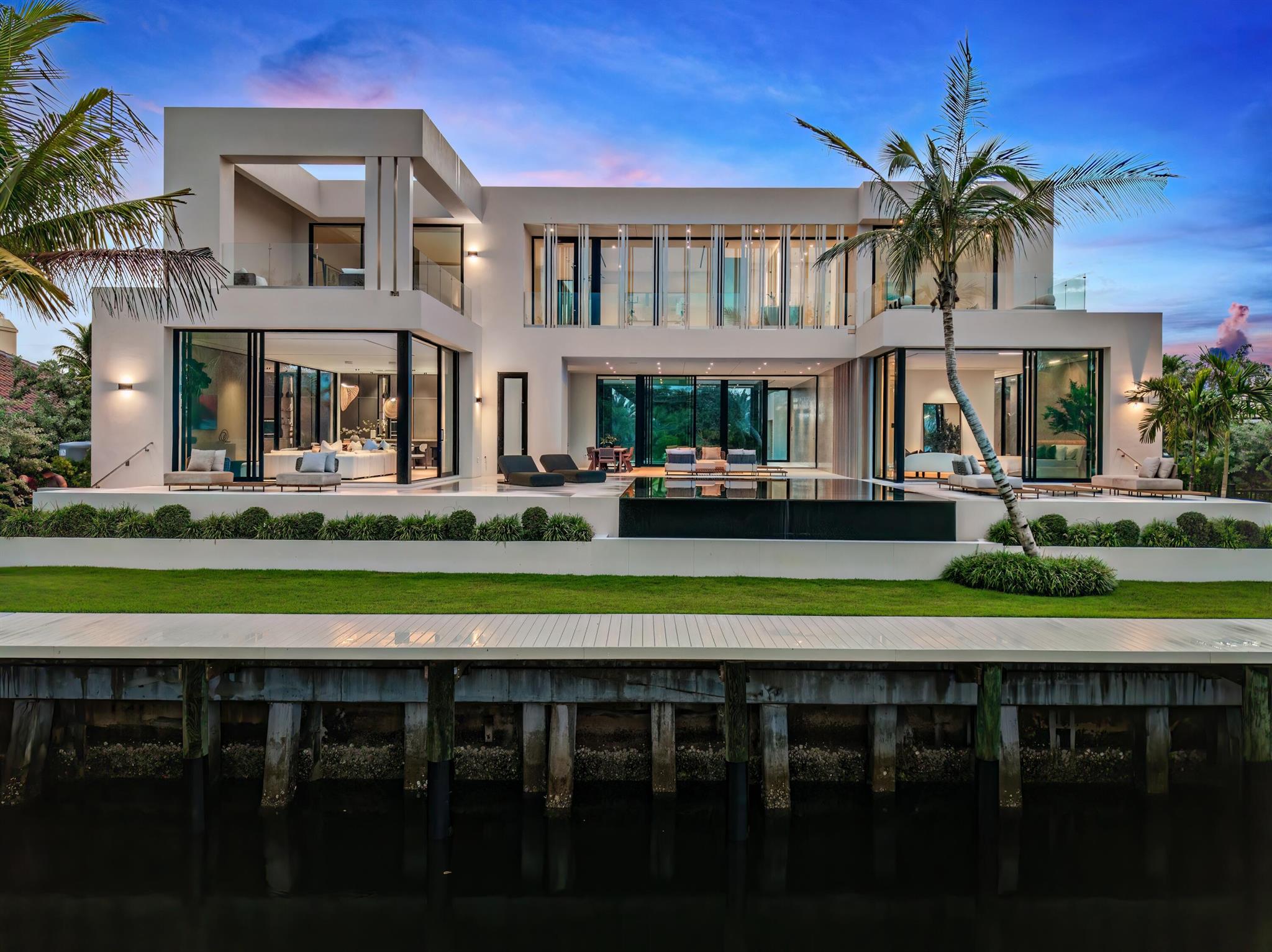 35 Spoonbill Rd Manalapan, FL 33462