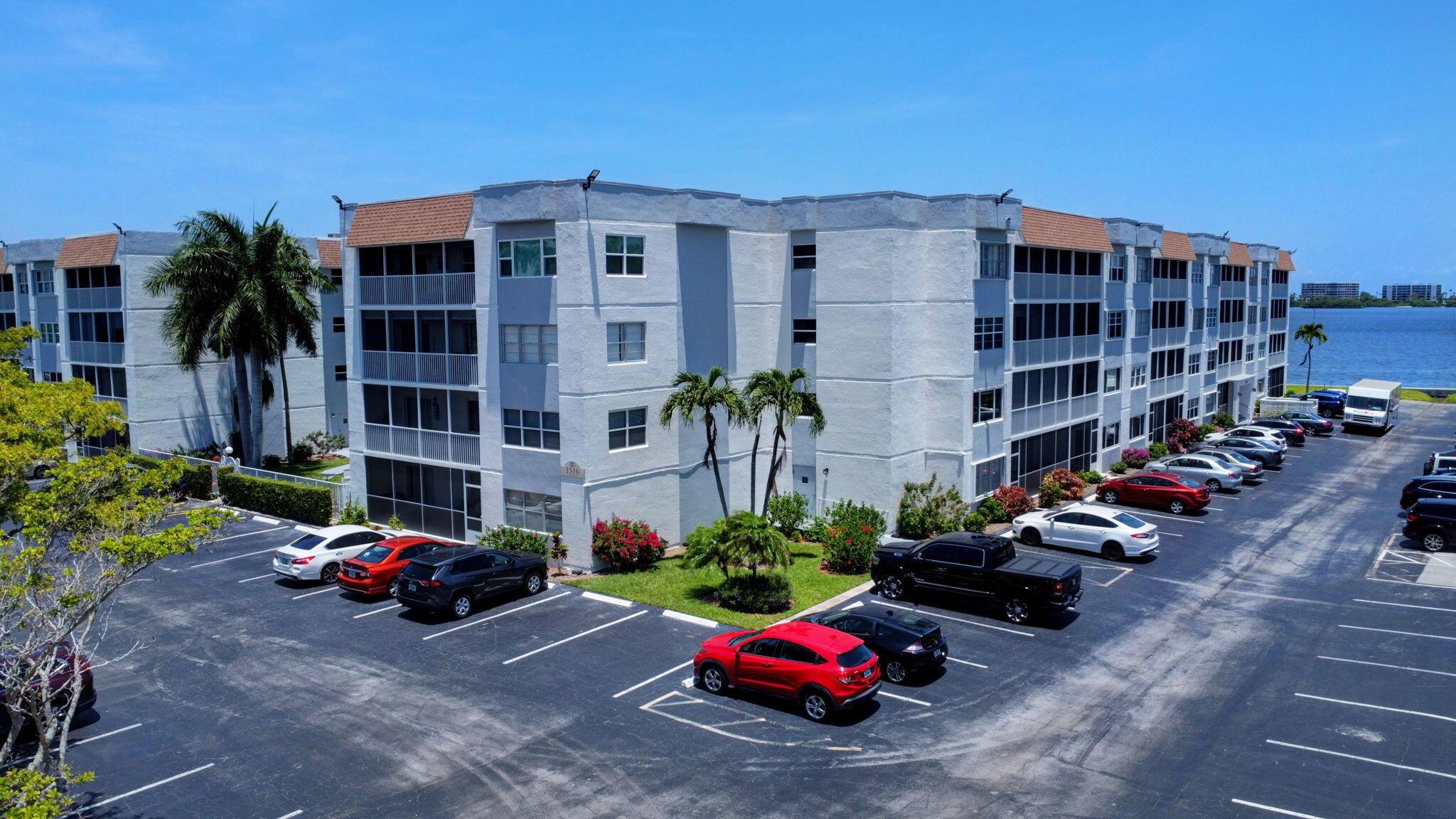 1516 S Lakeside Dr #118,Lake Worth Beach, FL 33460