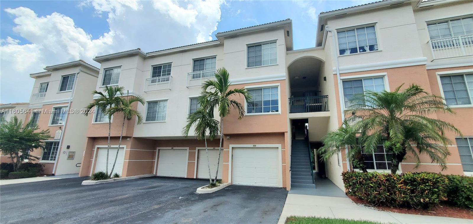 2103 Myrtlewood Cir #2103