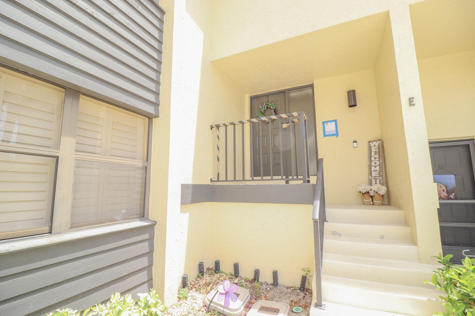 3961 SW Greenwood Way #E Palm City, FL 34990