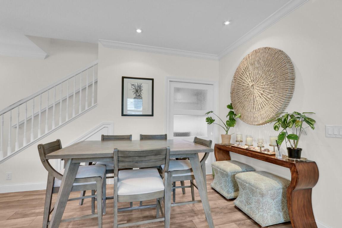 1169 E Dakota Dr Jupiter, FL 33458