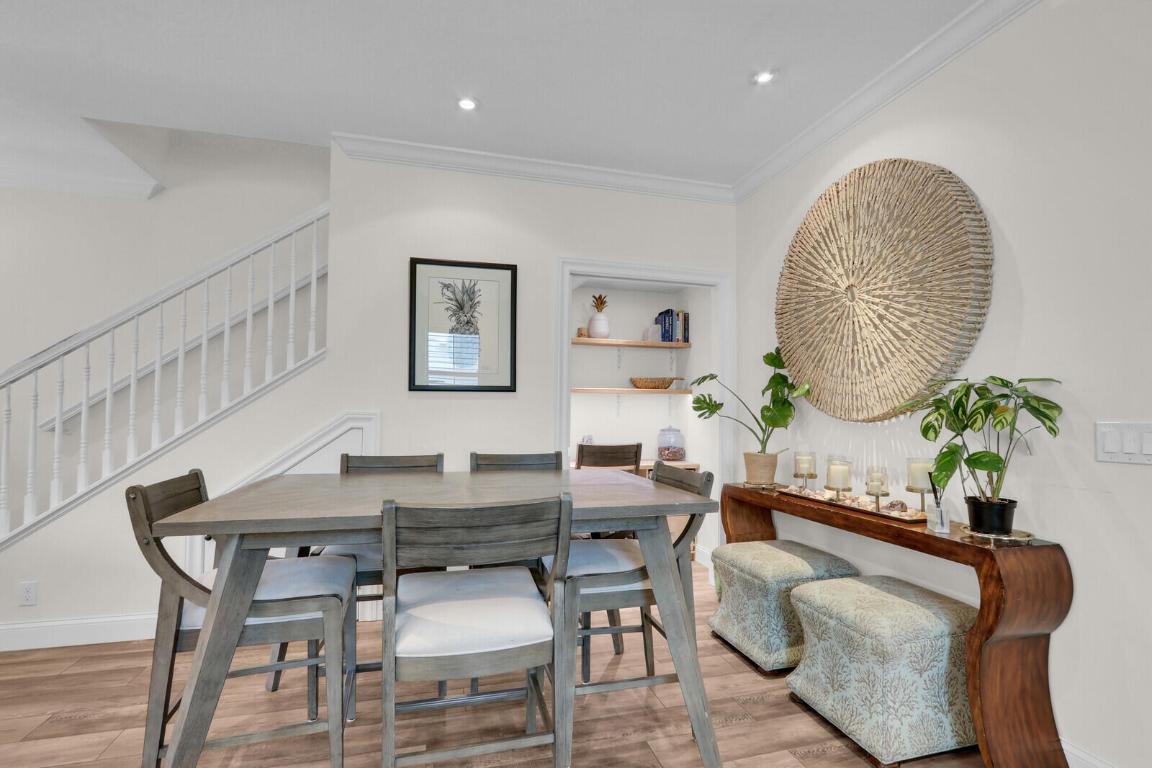 1169 E Dakota Dr Jupiter, FL 33458