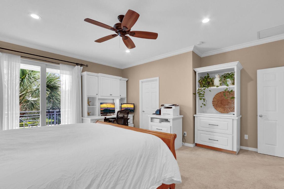 1169 E Dakota Dr Jupiter, FL 33458