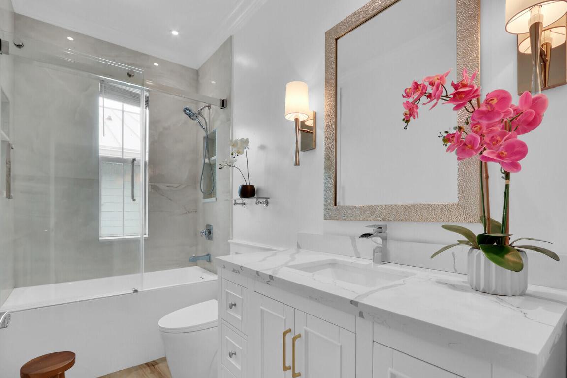 1169 E Dakota Dr Jupiter, FL 33458