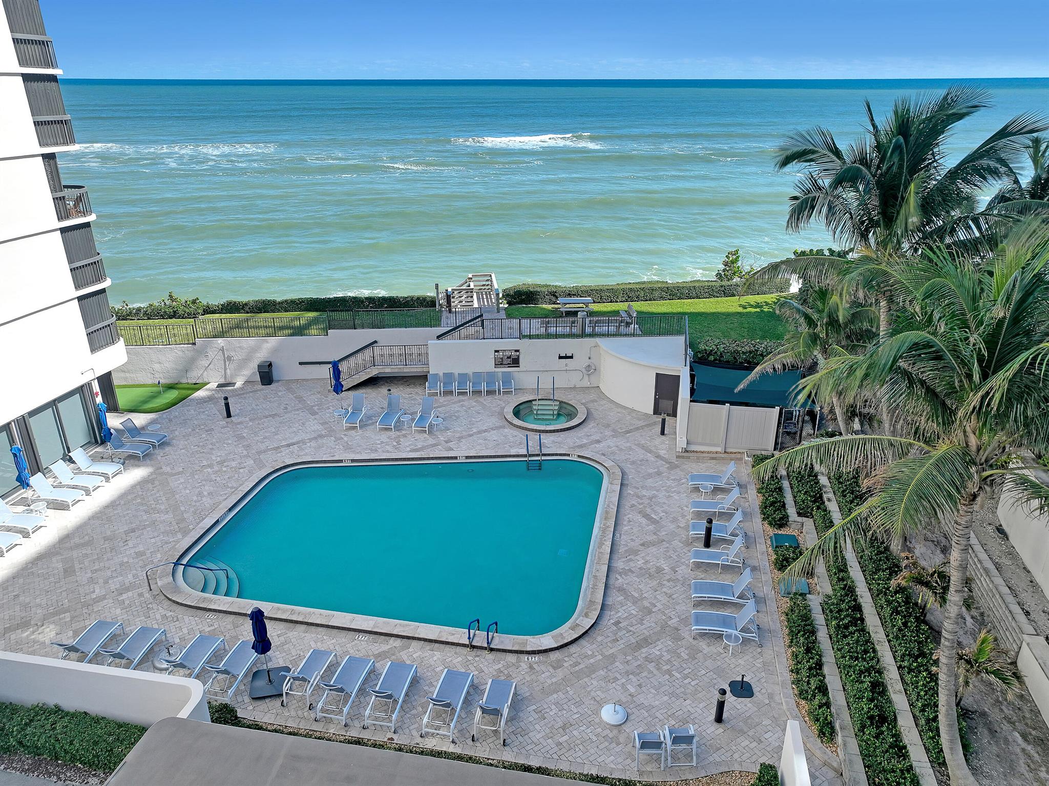 5380 N Ocean Dr #3b Riviera Beach, FL 33404