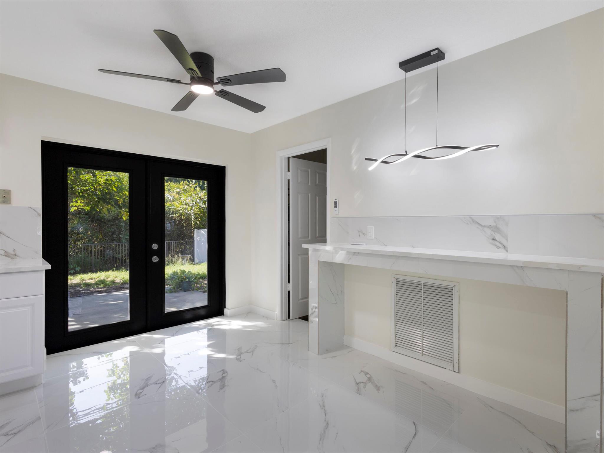 992 Mohican Blvd Jupiter, FL 33458