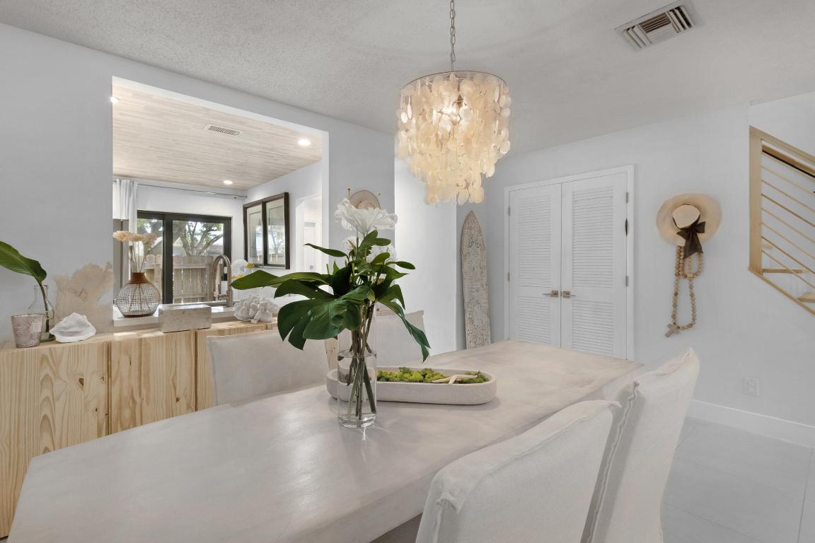 2136 NE 44th #4 Lighthouse Point, FL 33064