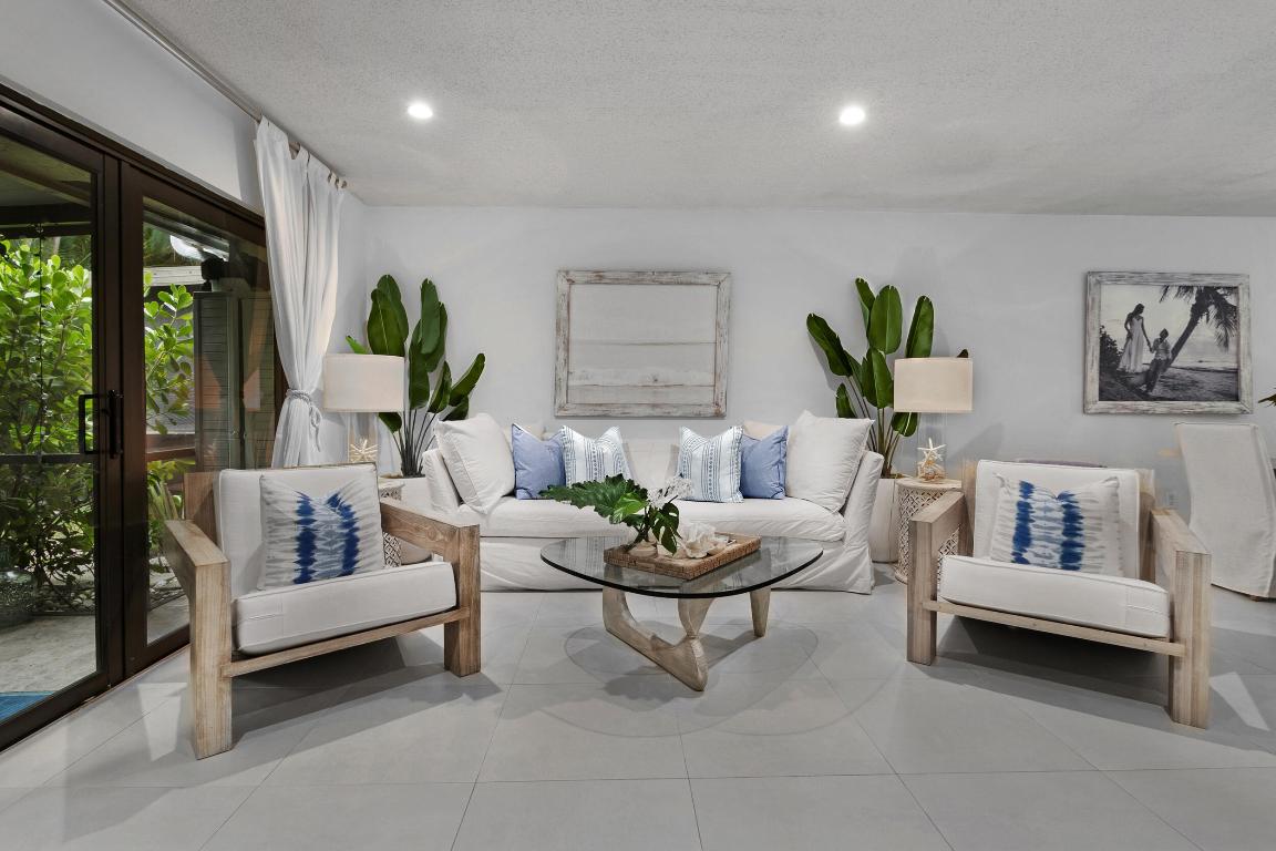 2136 NE 44th #4 Lighthouse Point, FL 33064