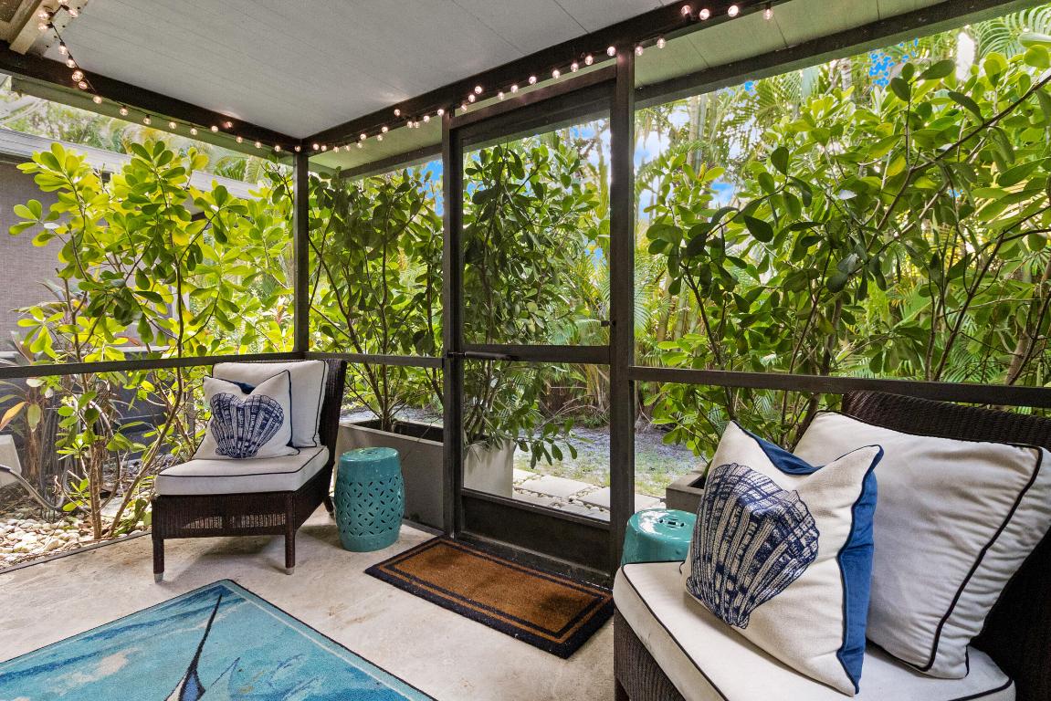 2136 NE 44th #4 Lighthouse Point, FL 33064