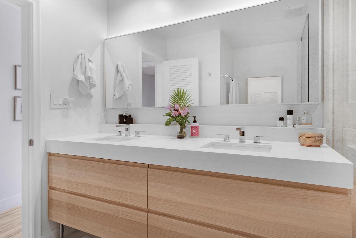 2136 NE 44th #4 Lighthouse Point, FL 33064