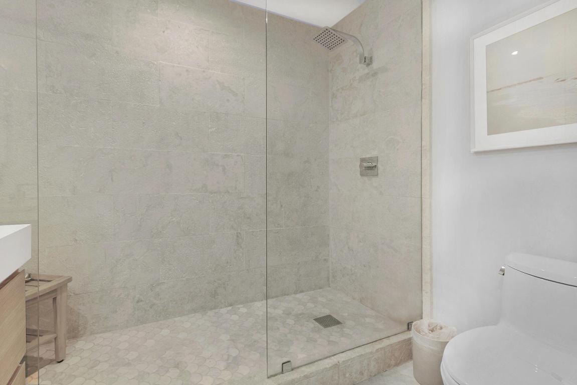 2136 NE 44th #4 Lighthouse Point, FL 33064