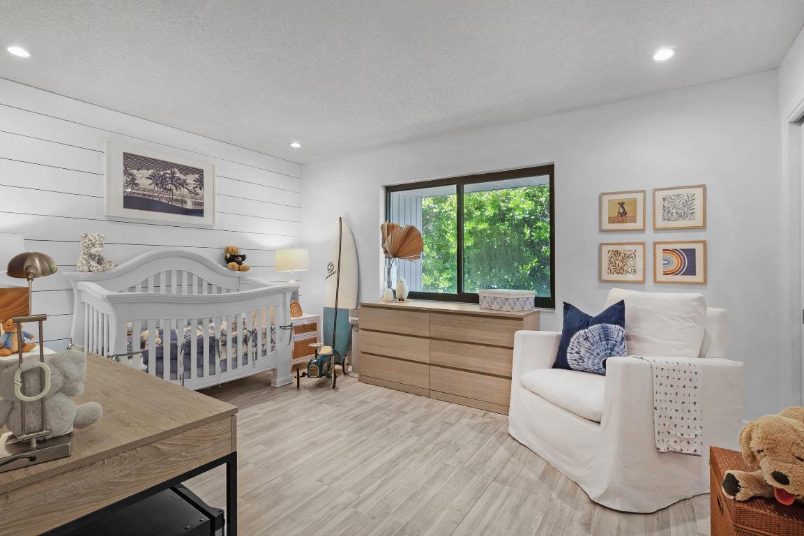 2136 NE 44th #4 Lighthouse Point, FL 33064