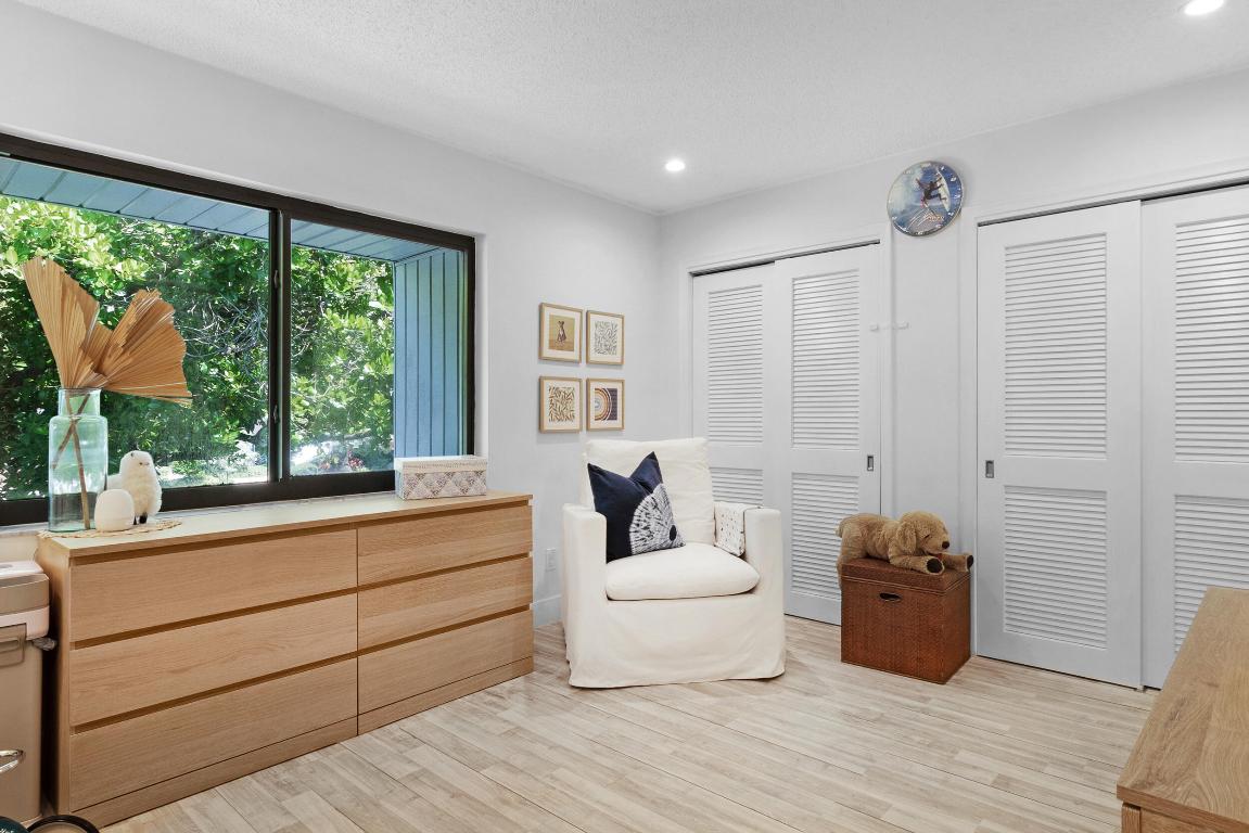 2136 NE 44th #4 Lighthouse Point, FL 33064