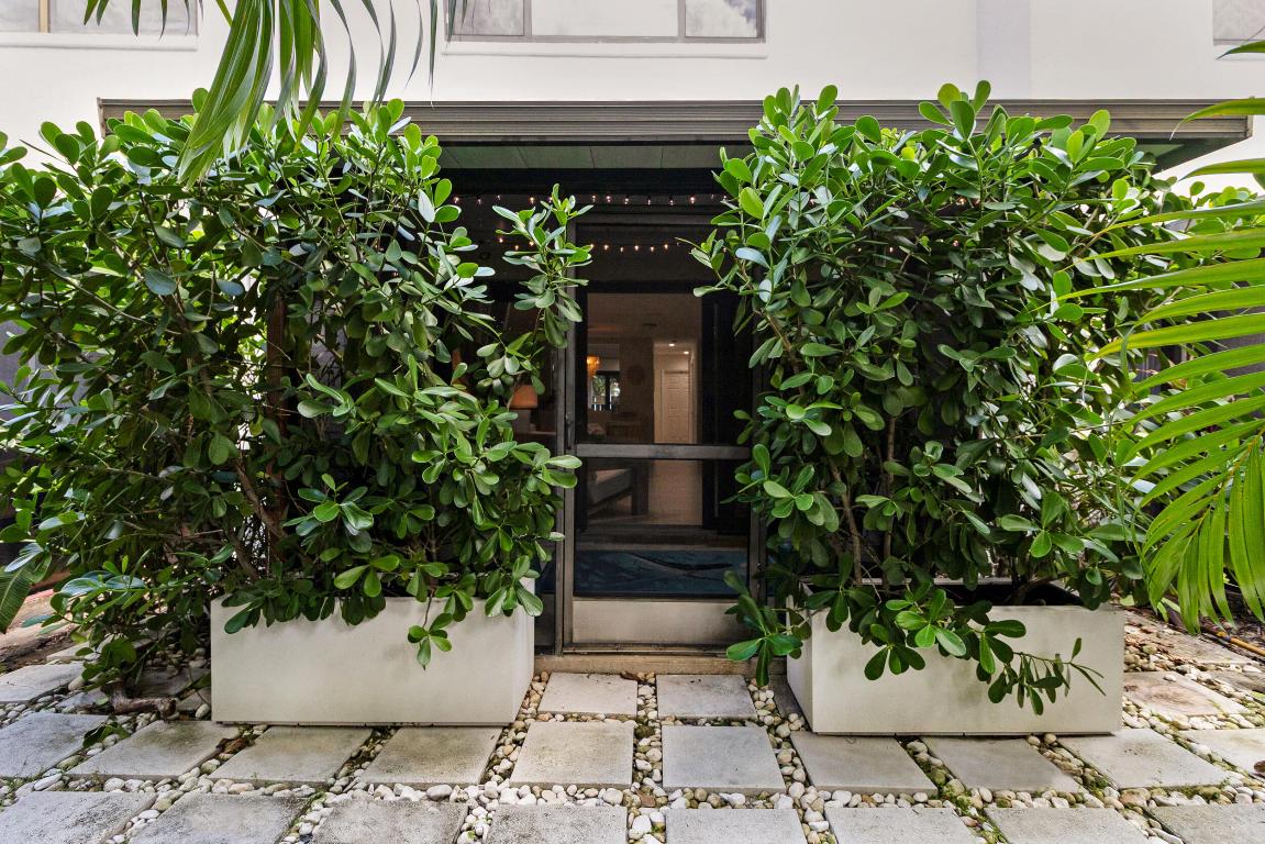 2136 NE 44th #4 Lighthouse Point, FL 33064