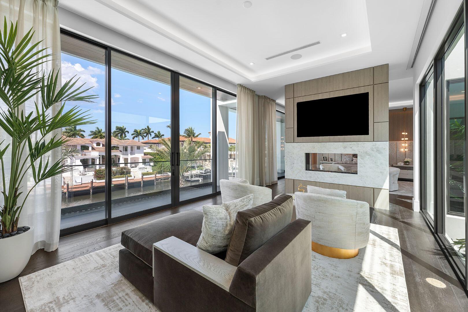 169 W Coconut Palm Rd Boca Raton, FL 33432